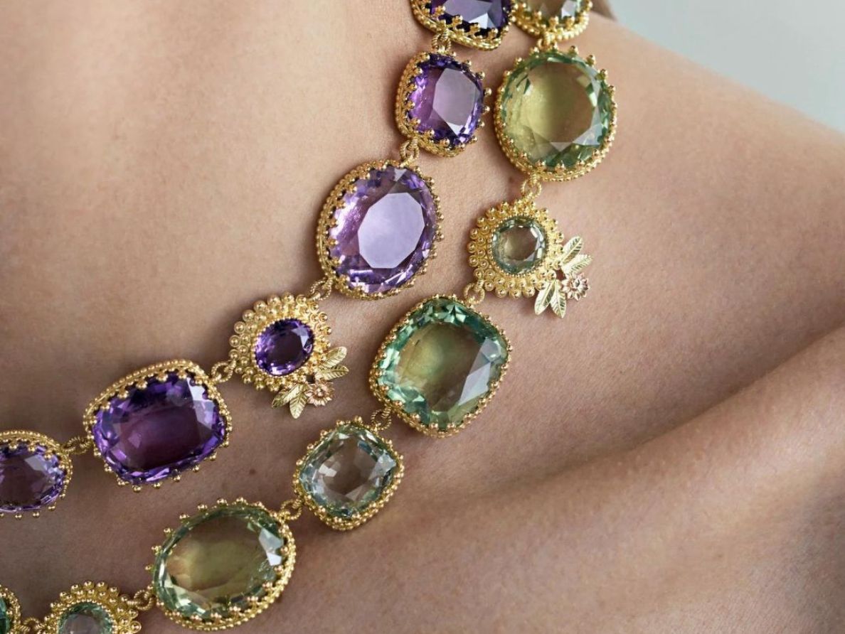 Les bijoux enchantés : un voyage au pays des rêves