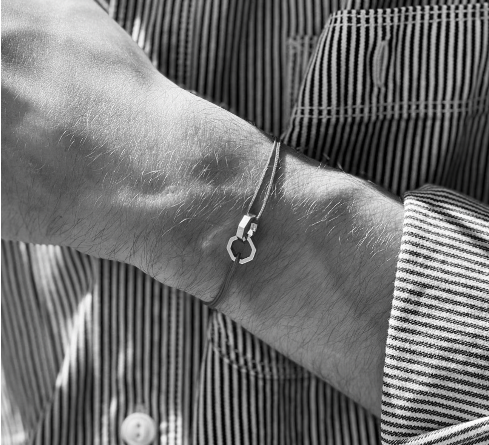 Des bijoux et des hommes
