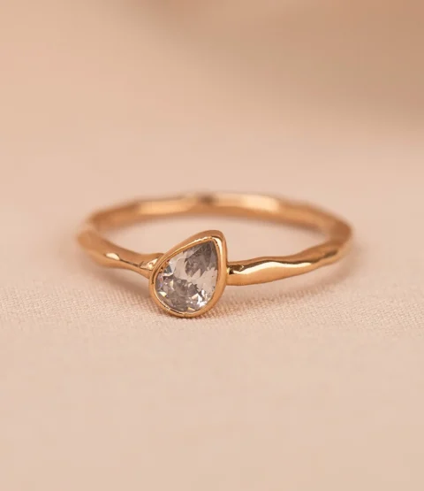 Zoom sur le zircon et oxyde de zirconium, deux pierres qui ne manquent pas d’éclat